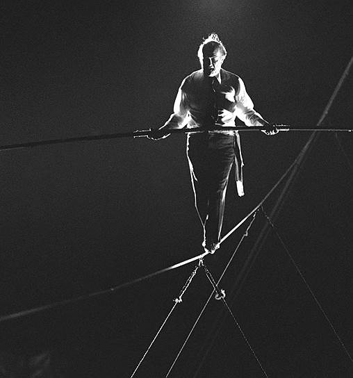 1978 год. В Пуэрто-Рико во время выступления погиб акробат Карл Валленда, основатель знаменитой цирковой династии