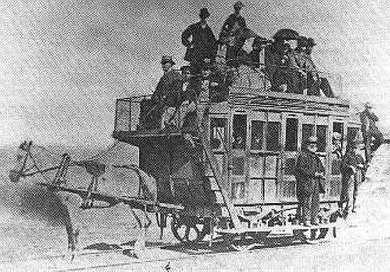 1807 год. В Великобритании начались регулярные пассажирские перевозки по Железной дороге Суонси и Мамблза, которая стала первой железной дорогой с регулярным пассажирским движением в мире