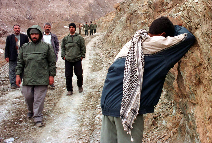 19 февраля 2003 года под Керманом (Иран) потерпел катастрофу Ил-76МД, на борту находились бойцы элитного Корпуса стражей исламской революции. Погибли 275 человек. Причиной катастрофы стали плохие погодные условия, в результате чего самолет сбился с курса и разбился в горах  