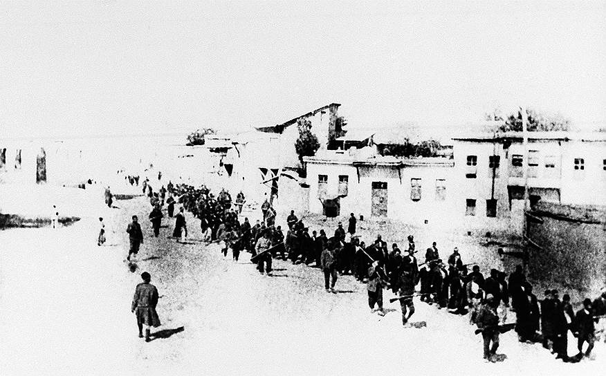 1917 год. Турецкие власти изгнали евреев из Тель-Авива