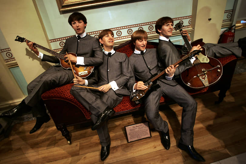 1964 год. В Лондоне (Великобритания) Музей восковых фигур мадам Тюссо объявил, что музыканты The Beatles станут первыми рокерами, чьи куклы окажутся в его экспозиции