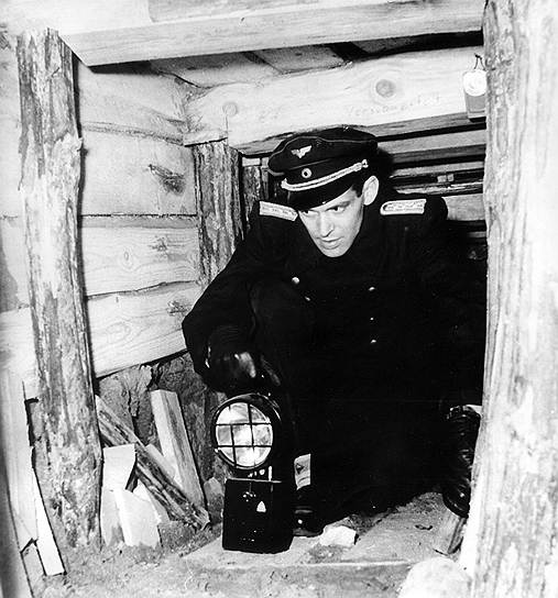 В 1962 году на территории Западного Берлина был обнаружен тоннель, ведущий в восточную часть города. По мнению властей, он служил для побега из одной части города в другую