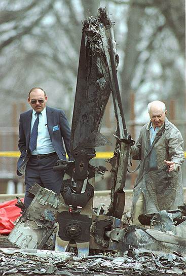 1991 год. Сенатор от Пенсильвании и наследник империи Heinz Джон Хайнц (справа) погиб в авиакатастрофе
