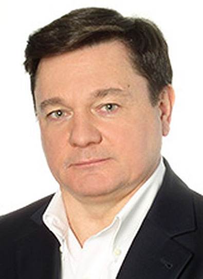 Владимир Саранов — 49 лет, беспартийный, самовыдвиженец. Предприниматель, директор компании «Интерагроэкспорт». Ранее политикой не занимался