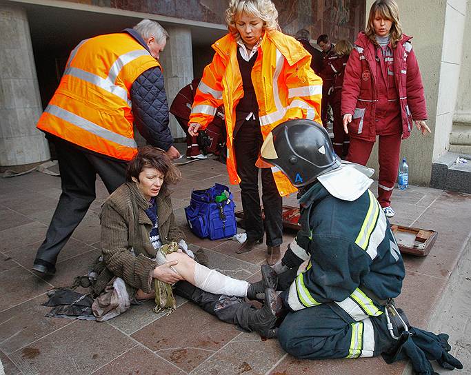 2011 год. В результате взрыва на станции «Октябрьская» метрополитена Минска (Белоруссия) погибли 15 человек, 203 человека получили ранения