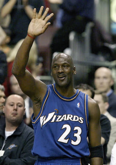 2003 год. Американский баскетболист Майкл Джордан сыграл свой последний матч в НБА