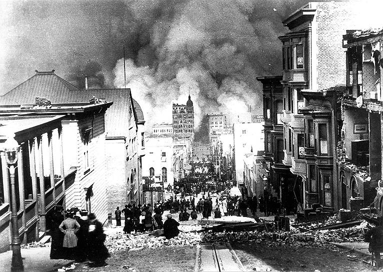 1906 год. В Сан-Франциско произошло одно из крупнейших в истории США землетрясений. В результате него и последующих пожаров погибло до 3 тыс. человек, 225—300 тыс. человек остались без крова, 80% зданий в городе было разрушено