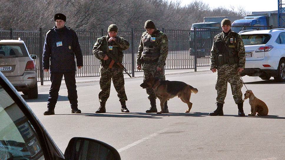 17 апреля. Украина закрыла границу для российских граждан мужского пола от 16 до 60 для «предотвращения возможных провокаций на границе»