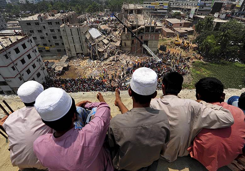 Причиной обрушения многоэтажного здания в пригороде столицы Бангладеш Дакки стали сильные вибрации от мощных генераторов, установленных в комплексе
