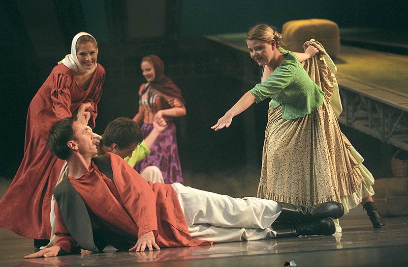 2003 год. В Театральном центре на Дубровке мюзикл «Норд-Ост» дал последнее представление. На последний 411-й спектакль были проданы все 1100 билетов