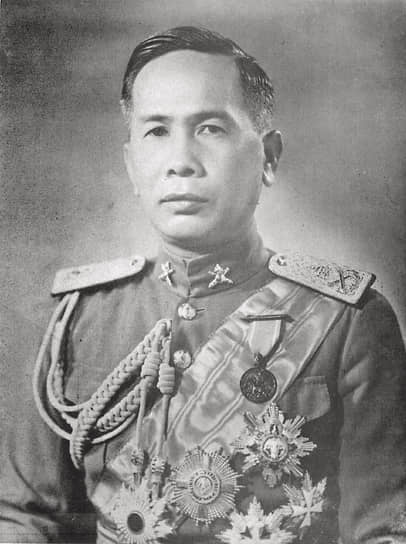 1949 год. Король Рама 9-й Пумипон Адульядет переименовал Сиам в Таиланд 