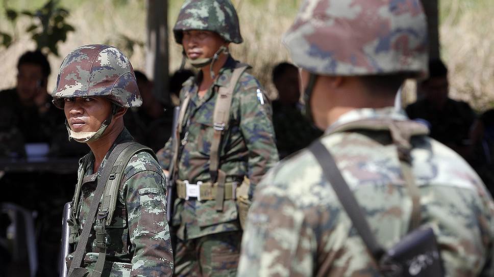 Временное правительство Таиланда не было проинформировано о готовящемся введении военного положения в королевстве, тем не менее кабинет остается у власти
