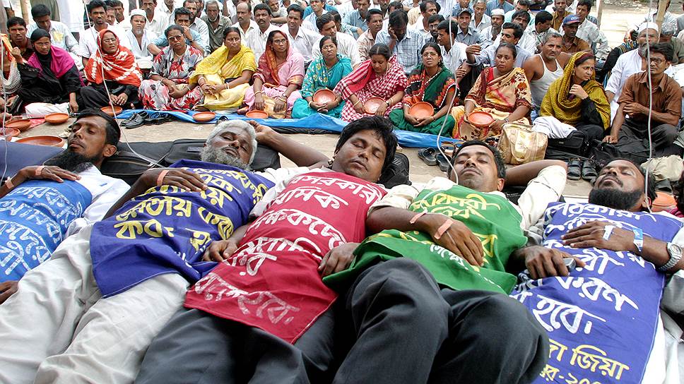 2006 год. Забастовка рабочих в Дакке (Бангладеш), которая собрала 1,8 млн человек