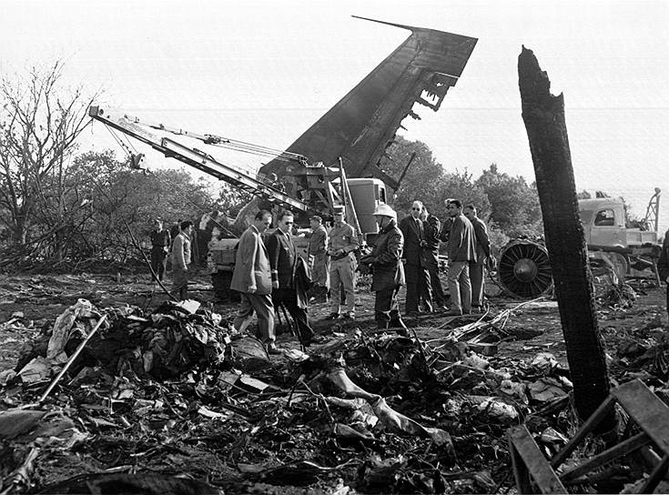 1962 год. Разбился Boeing 707 в Париже (Франция). Погибли 130 человек