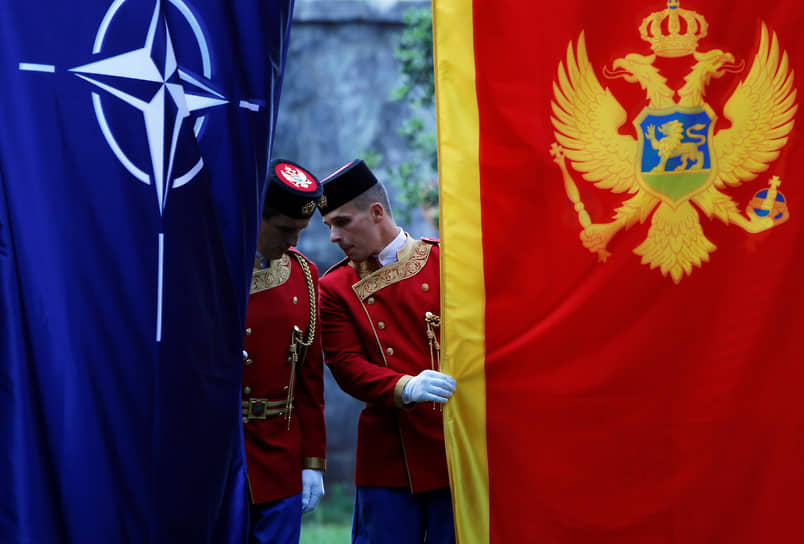 2017 год. Черногория вошла в состав НАТО. Это стало седьмым расширением Североатлантического альянса, число его членов увеличилось до 29 государств