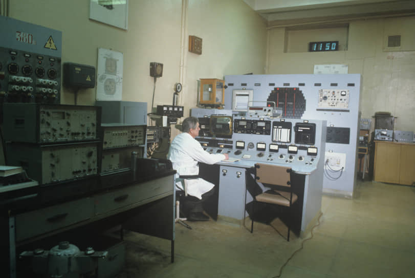 1948 год. Под руководством Игоря Курчатова в Челябинске-40 (сейчас Озерск) осуществлен пуск первого отечественного промышленного ядерного реактора