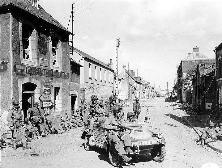 Во второй половине июня союзные войска продолжали наступление, освобождая один городок за другим, а к 25 июля Нормандия была практически очищена от врага