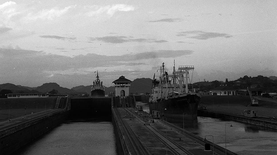 1920 год. Официальное открытие Панамского канала (первое судно прошло через канал в августе 1914 года) 