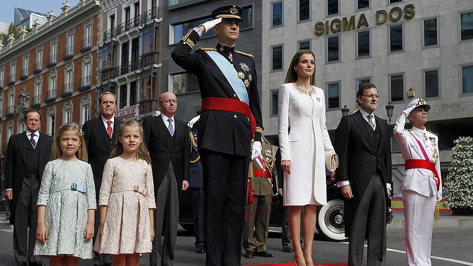 19 июня. В Испании официально появился новый монарх: им стал Филипп VI, который принес присягу на конституции страны. В своей тронной речи король пообещал «уважать права подданных и автономий»