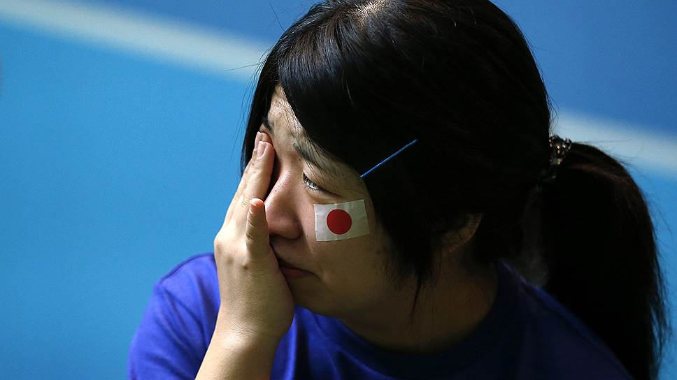 Японская фанатка после проигрыша команды сборной Колумбии