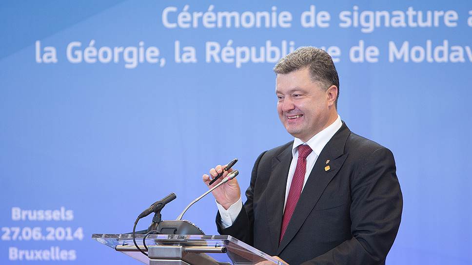 Президент Украины Петр Порошенко во время выступления на церемонии подписания Соглашения об ассоциации между Украиной и Европейским союзом в Брюсселе. 27.06.2014