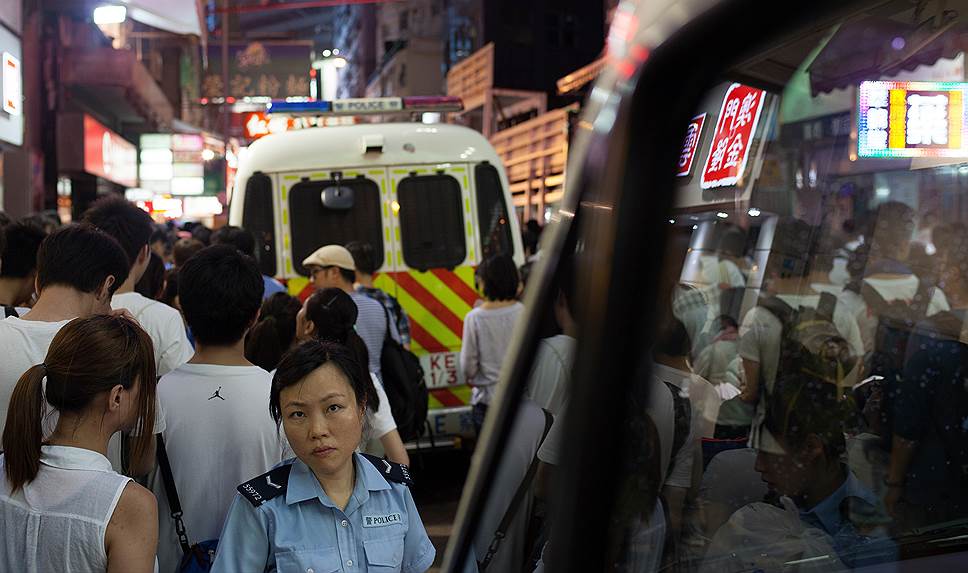 По мнению экспертов, в Гонконге нарастает напряженность между оппозиционными активистами и китайским правительством из-за разных взглядов на демократическое развитие города