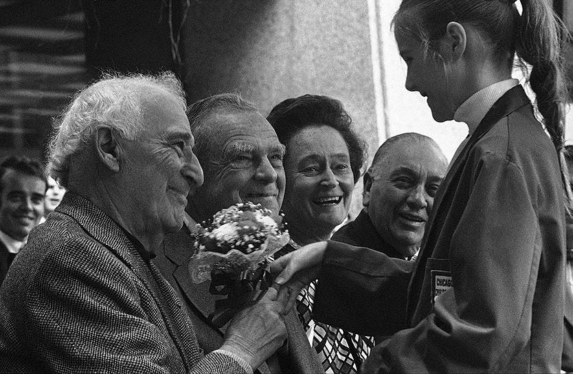 Сам Шагал считал, что его национальность — основа творчества. Он говорил: «Если бы я не был евреем, я не был бы художником или был бы совсем другим художником»


