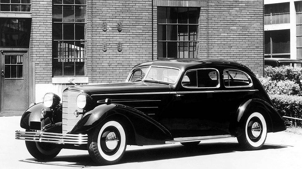 Aerodynamic Coupe был создан для Всемирной выставки в Чикаго 1933 года, и стал первым шоу-каром Cadillac. В отличие практически от всех других автомобилей запасное колесо находилось в багажном отделении. Стильные выхлопные трубы отличались новым дизайном и обеспечивали приятный звук выхлопа
&lt;br>На правах рекламы