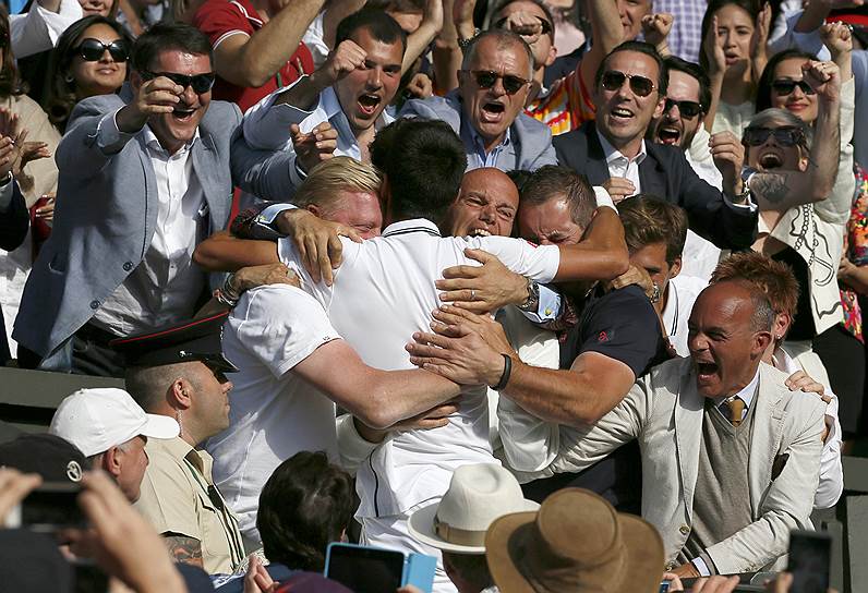 Джокович теперь именуется двукратным победителем Wimbledon (первый титул он завоевал в 2011-м)