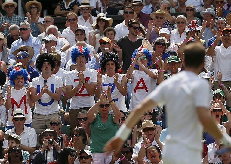 Григор Димитров в четвертьфинале Wimbledon обыграл победителя прошлогоднего чемпионата Энди Маррея (на фото). Британия таким образом осталась без чемпиона