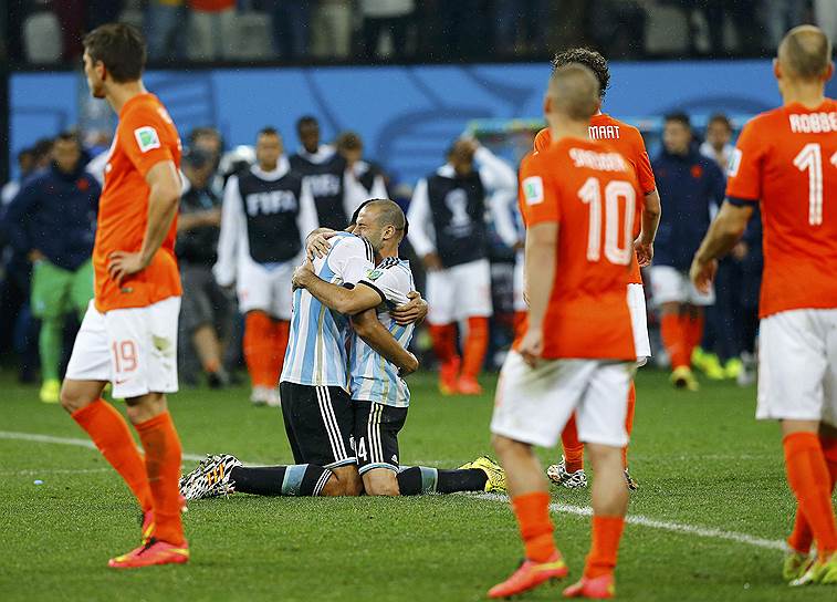 Радость аргентинцев после победы над сборной Нидерландов
