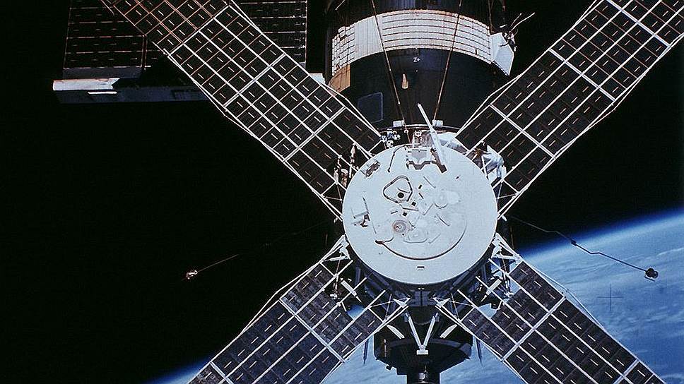 В NASA планировали сохранить SkyLab для краткосрочных визитов. В итоге станция пролетала в беспилотном режиме пять лет