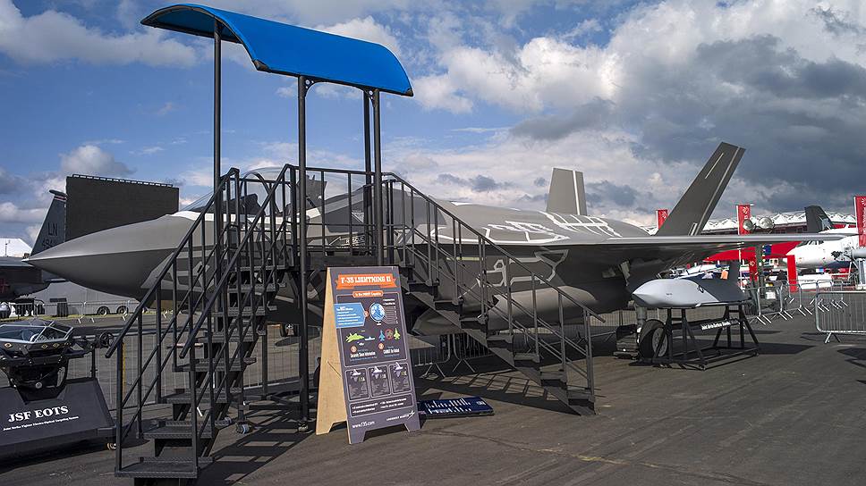Многоцелевой истребитель 5-го поколения Lockheed Martin F-35