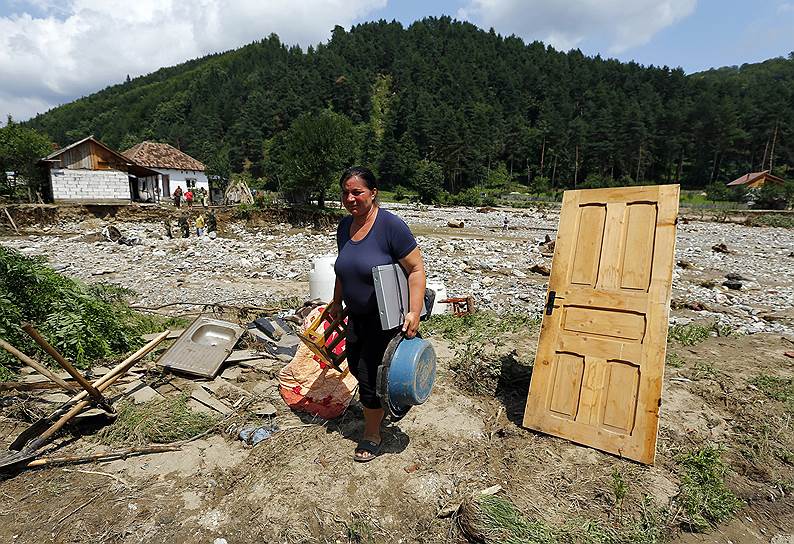 Последствия наводнения на юге Румынии