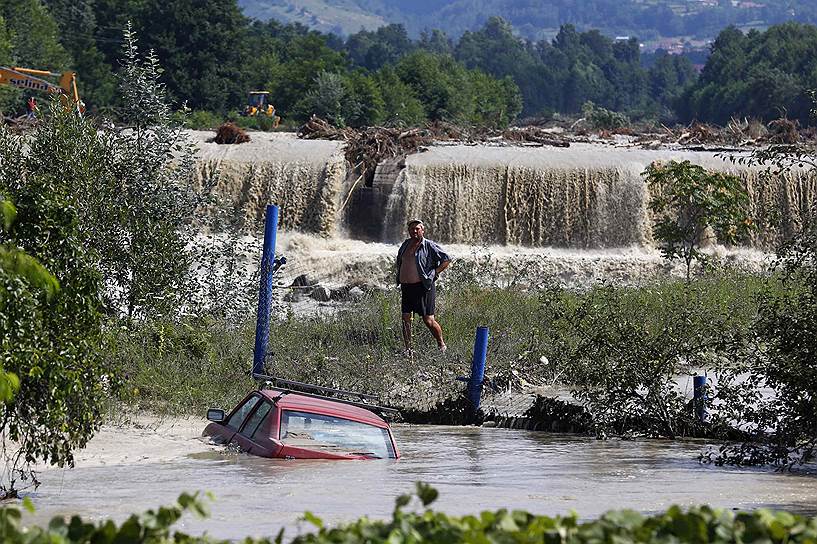 Наводнение в Новачи на юго-западе Румынии