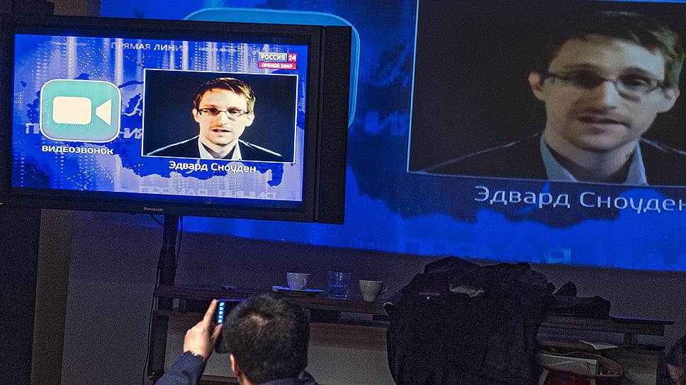 Как Эдвард Сноуден получил вид на жительство в России на три года