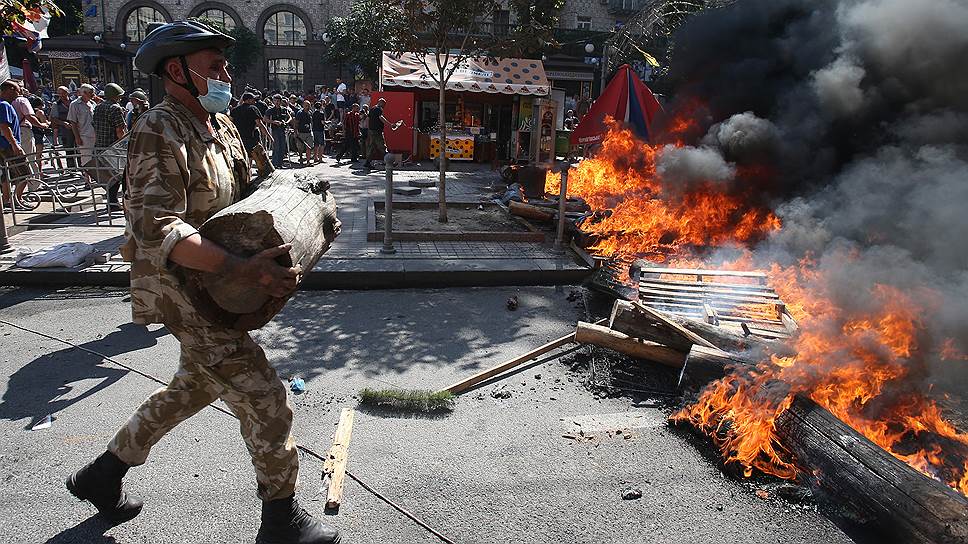 Властям Киева не удалось зачистить Майдан