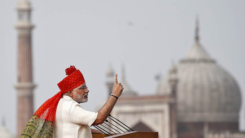 Премьер-министр Индии Нарендра Моди обращается к нации