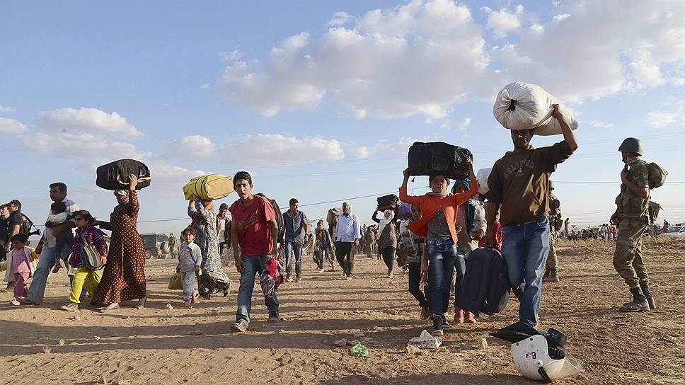 Сначала Турция великодушно открыла границу для сирийских граждан, но поток беженцев оказался слишком велик