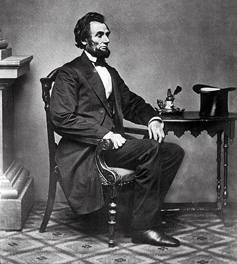 1862 год. Президент США Авраам Линкольн опубликовал первую часть прокламации об освобождении негров-рабов