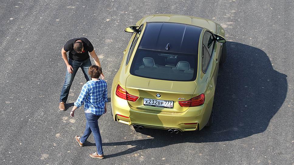 На первый взгляд, BMW М4 мало чем отличается от стандартной &quot;четверки&quot;, но дьявол, как говорится, кроется в деталях
