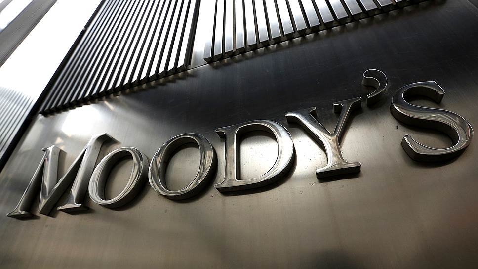 Как Moody’s понизило рейтинги российским банкам вслед за Россией