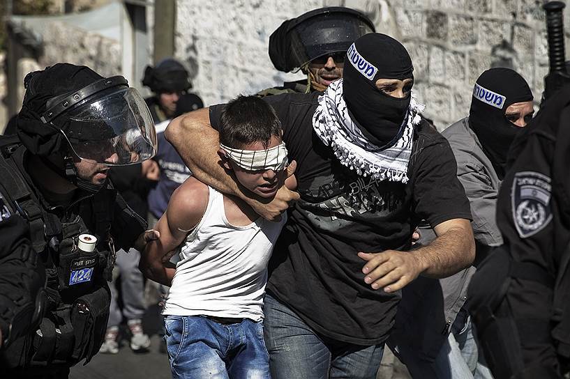 Столкновения палестинцев с израильской полицией в Восточном Иерусалиме
