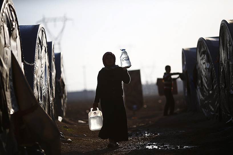 Курдская беженка из сирийского города Кобани