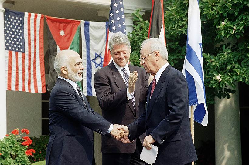 1994 год. Хусейн I и Ицхак Рабин подписывали Израильско-иорданский мирный договор, завершив 46-летний конфликт