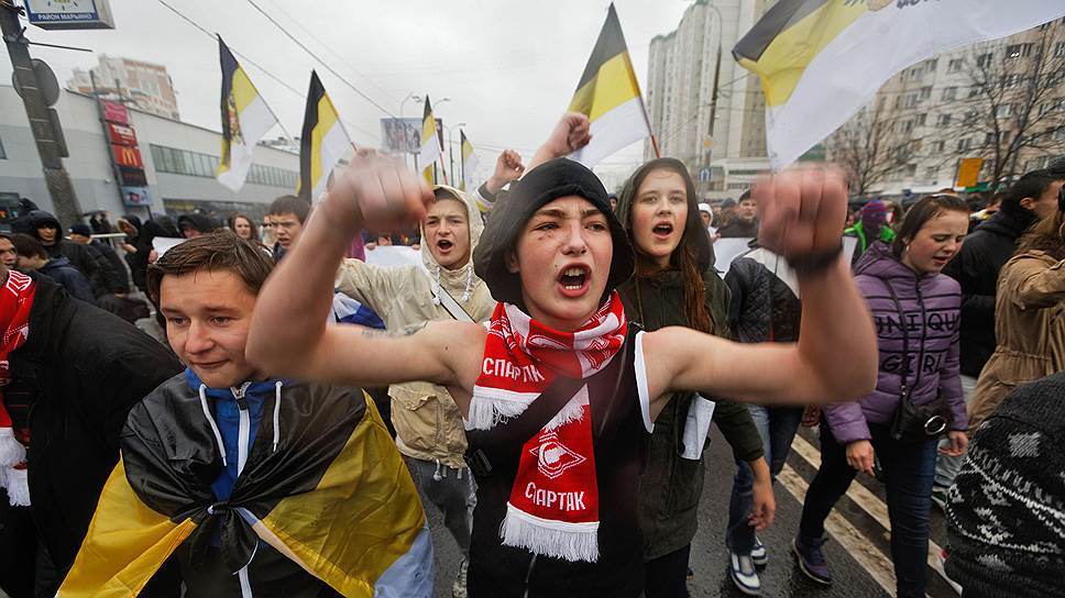 Как шествие националистов споткнулось об украинский вопрос