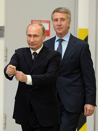 Президент России Владимир Путин (слева) и председатель правления НОВАТЭКа Леонид Михельсон