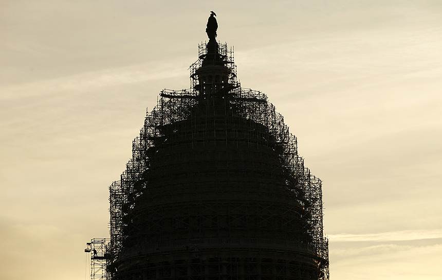 Вашингтон, США. Реставрация купола Капитолия