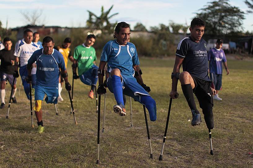 Сан-Сальвадор, Сальвадор. Тренировка национальной сборной инвалидов по футболу