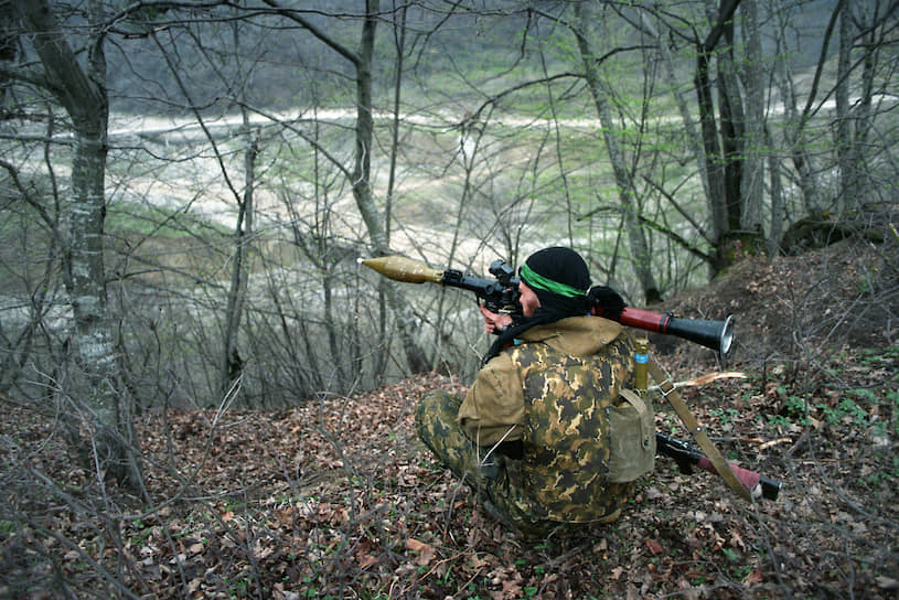 1995 год. Лагерь чеченских бандформирований в горах на юге Чечни